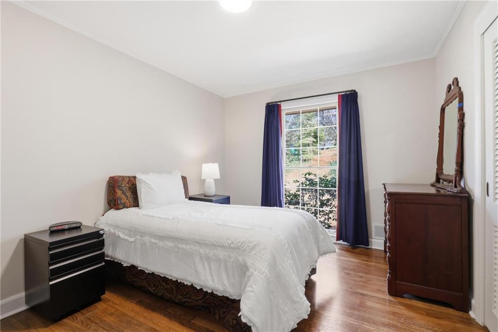 6900 Castleton Drive NW