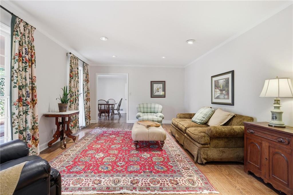 6900 Castleton Drive NW