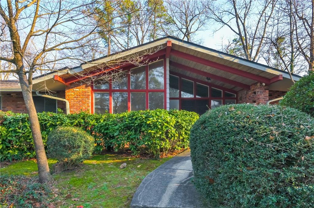 2795 Margaret Mitchell Drive NW