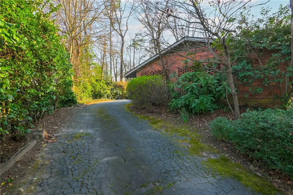 2795 Margaret Mitchell Drive NW