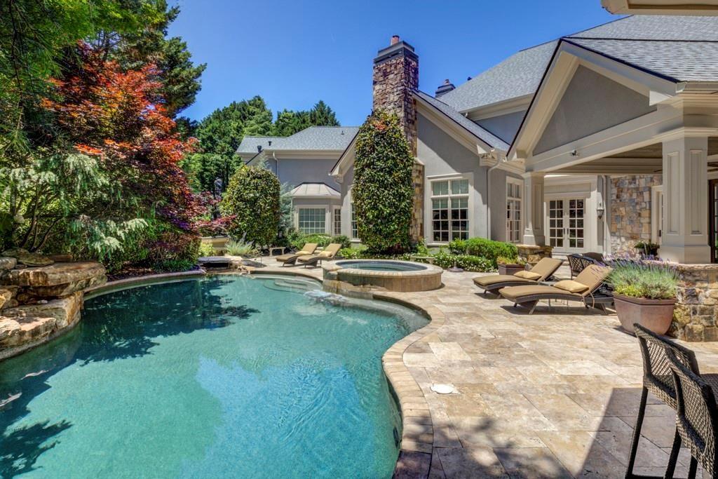 3594 Tuxedo Court