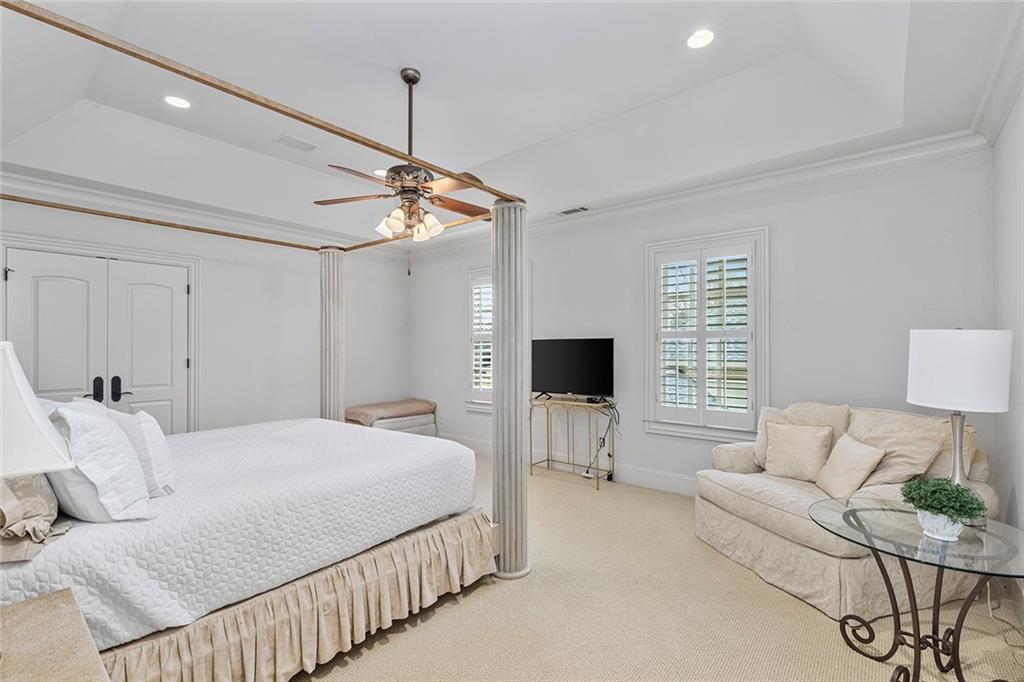 3594 Tuxedo Court