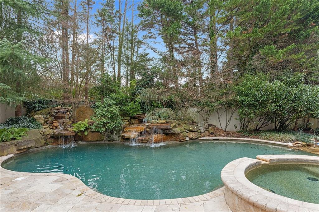 3594 Tuxedo Court
