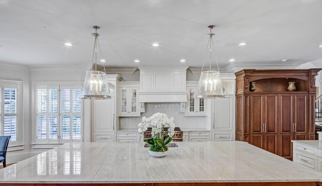 3594 Tuxedo Court