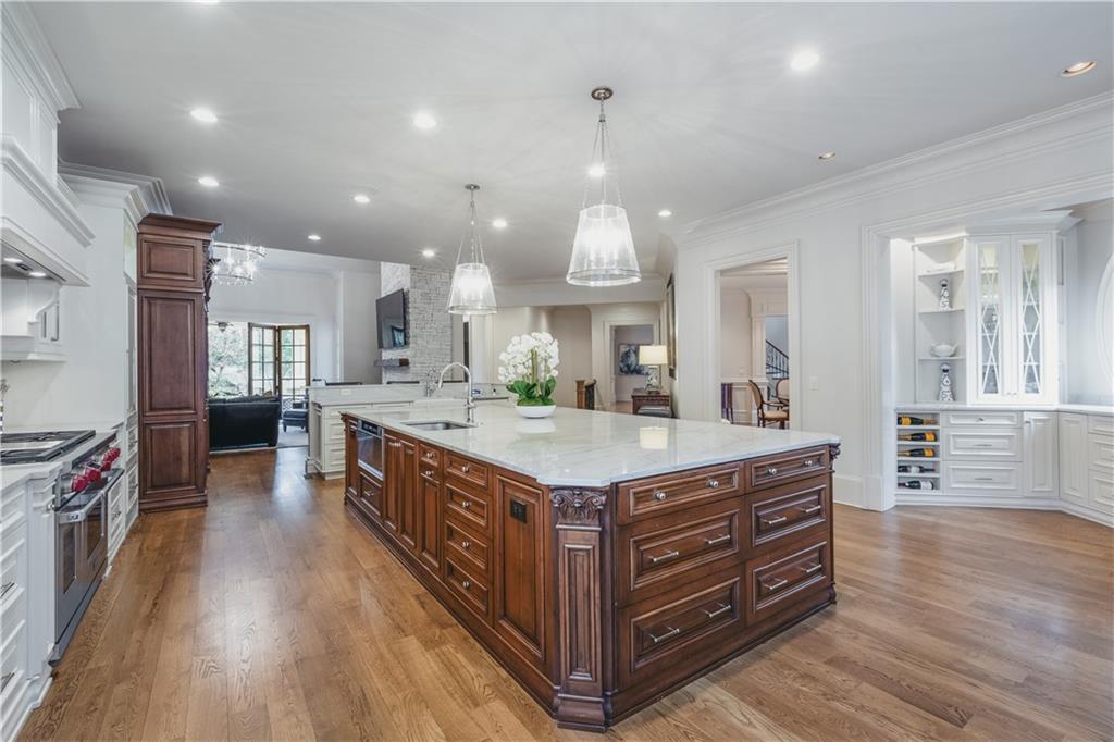3594 Tuxedo Court