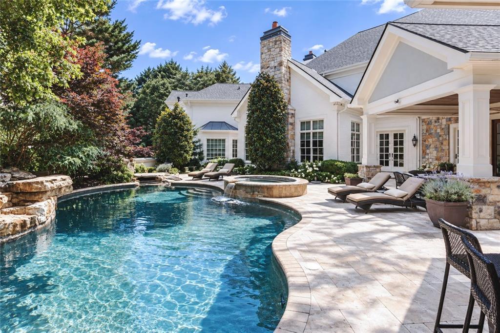 3594 Tuxedo Court