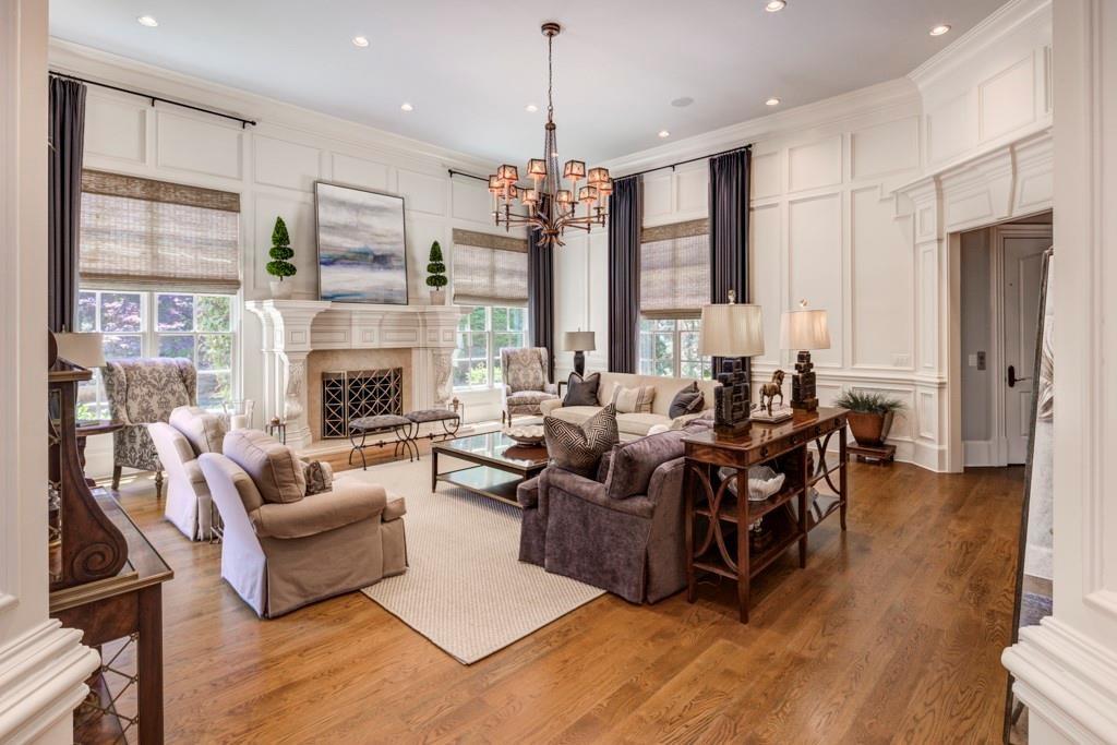 3594 Tuxedo Court