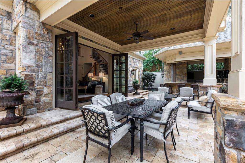 3594 Tuxedo Court