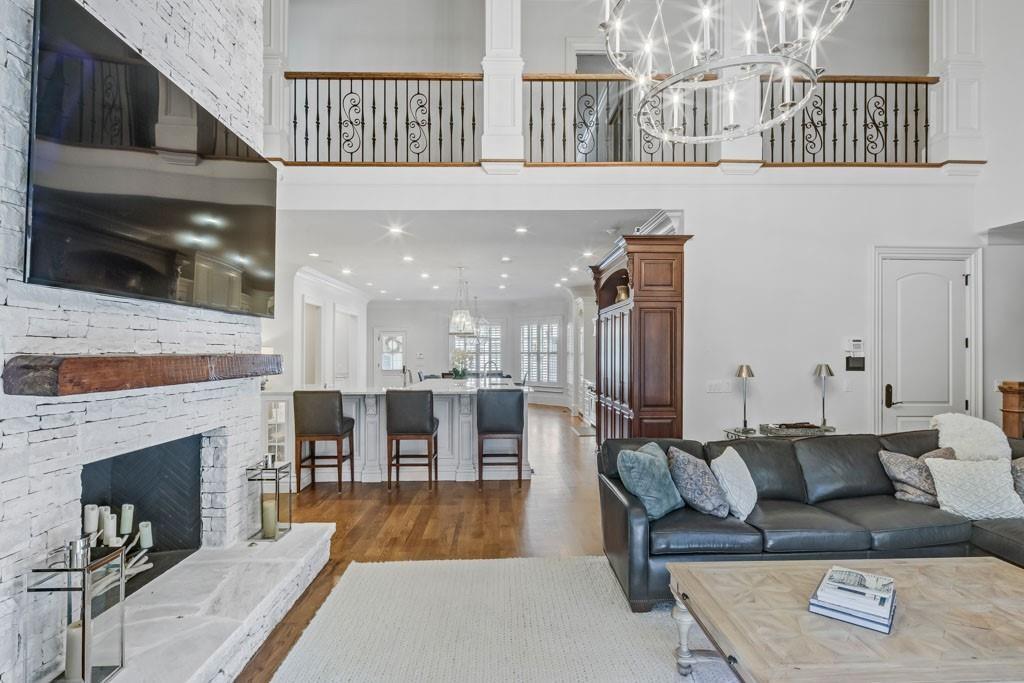 3594 Tuxedo Court