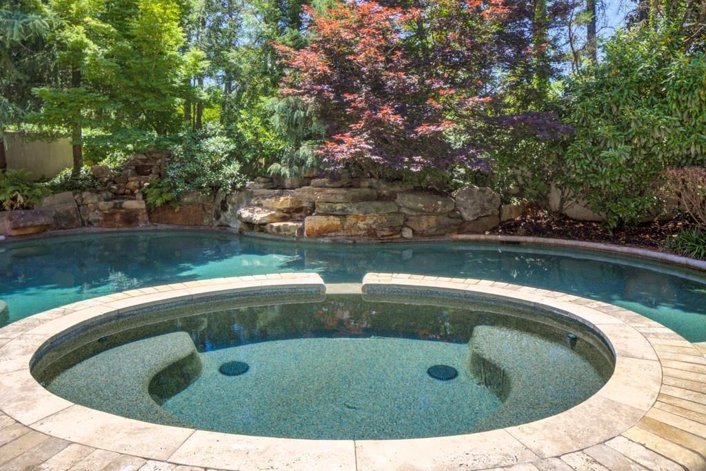 3594 Tuxedo Court