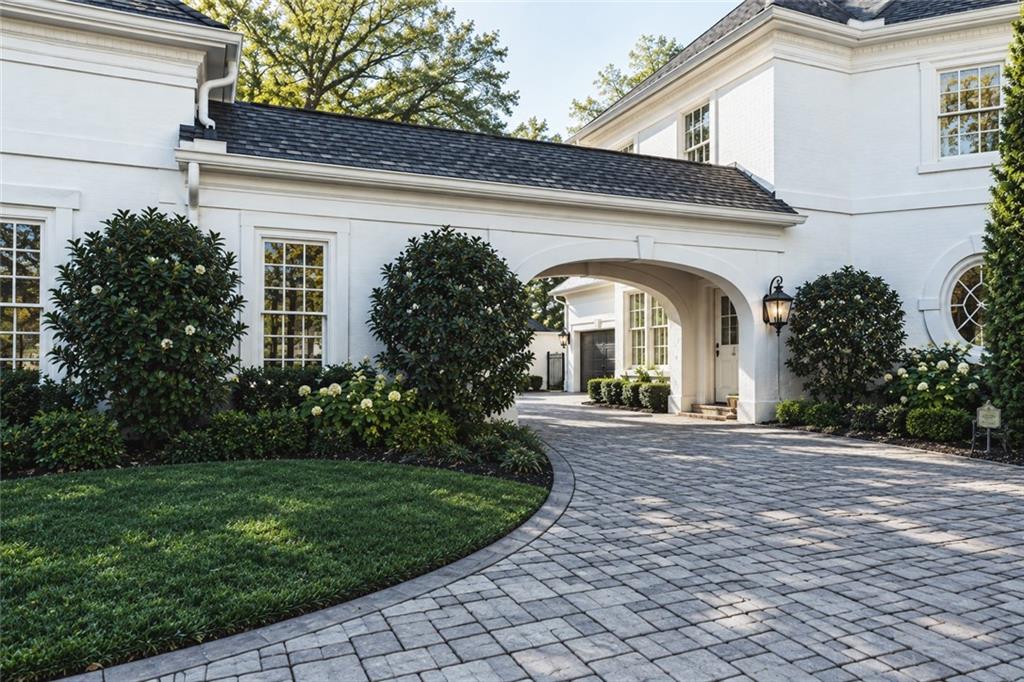 3594 Tuxedo Court
