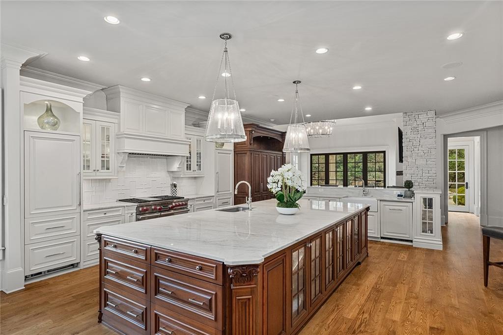 3594 Tuxedo Court