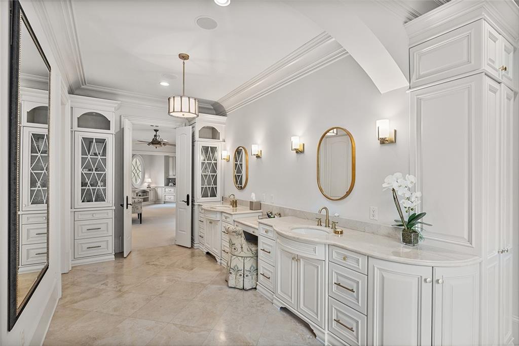 3594 Tuxedo Court