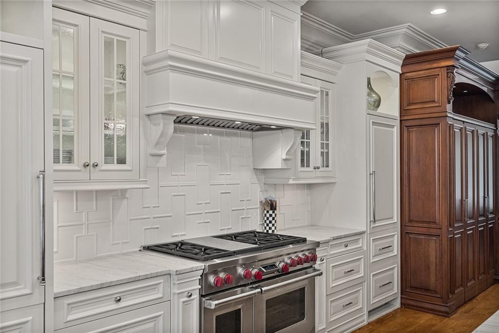 3594 Tuxedo Court