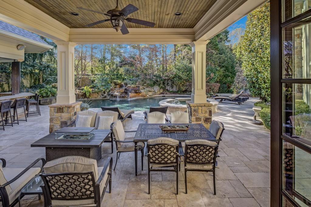 3594 Tuxedo Court