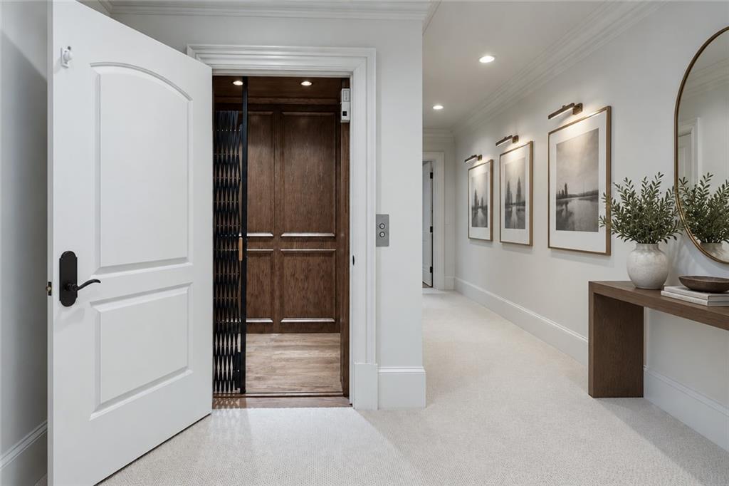 3594 Tuxedo Court