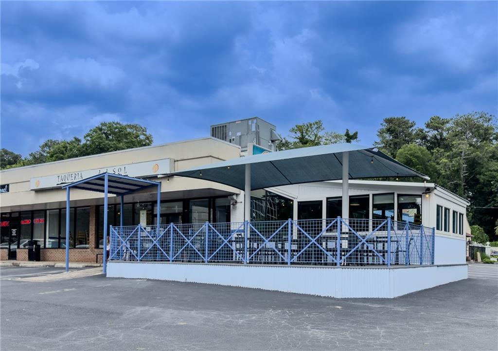 2032 Manchester Street NE