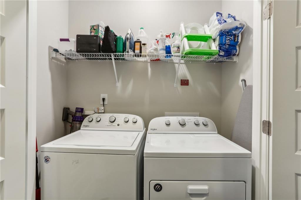 2032 Manchester Street NE