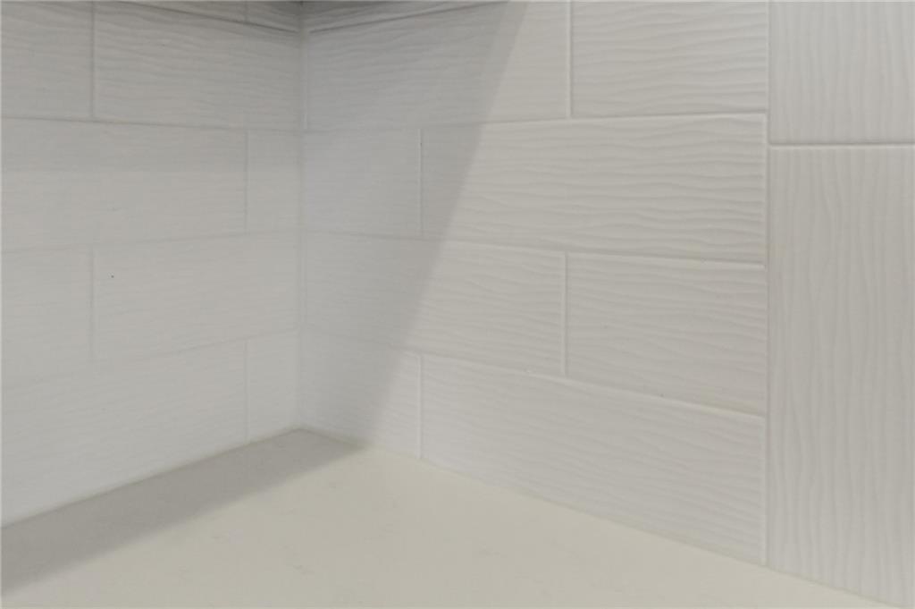 2032 Manchester Street NE