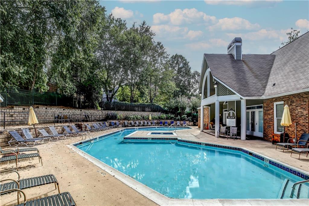 1513 Mcgill Park Avenue NE