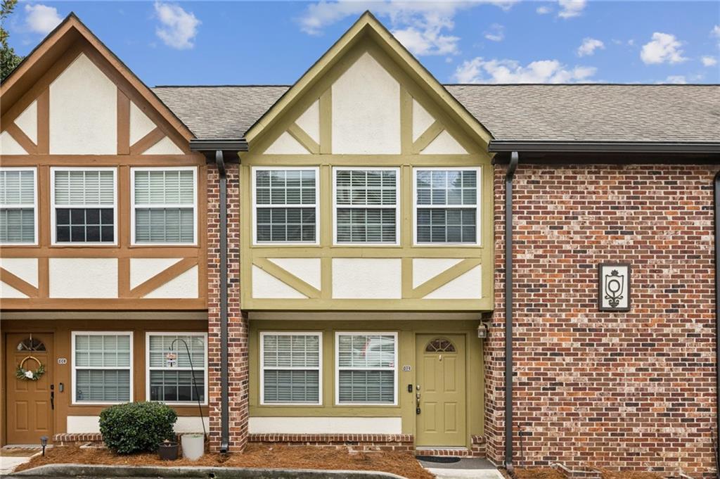 2825 NE Expressway Unit O2