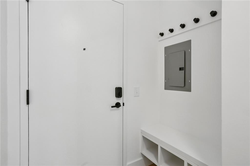 567 Ponce De Leon Avenue Unit 409