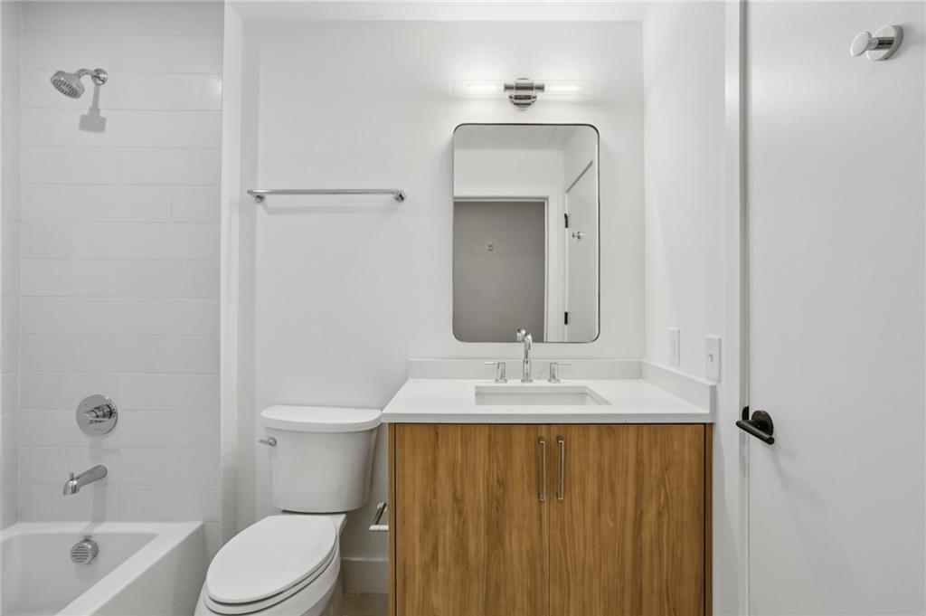 567 Ponce De Leon Avenue Unit 409