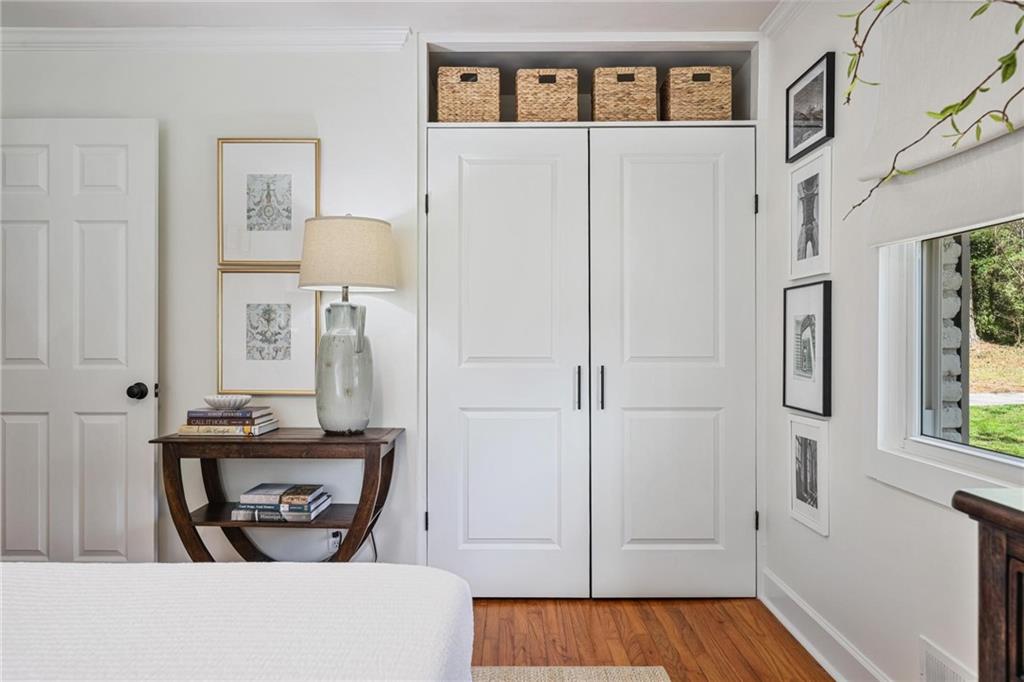 2144 Jonathon Lane NE