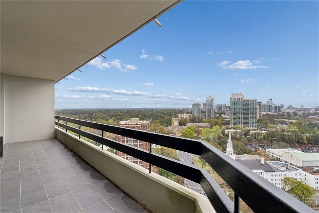 2660 Peachtree Road NW Unit 28F