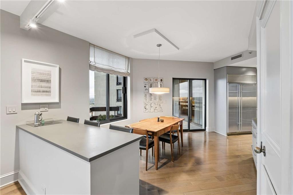 2660 Peachtree Road NW Unit 28F