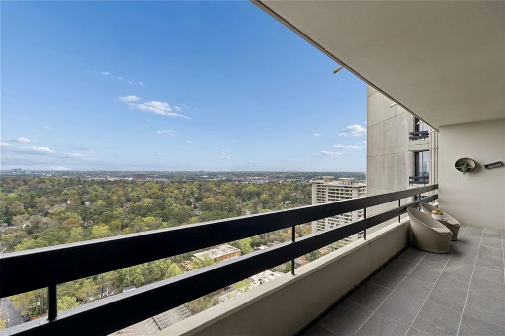 2660 Peachtree Road NW Unit 28F