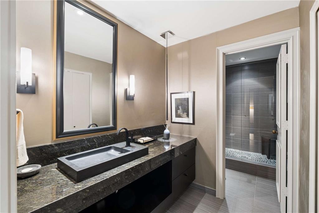 2660 Peachtree Road NW Unit 28F