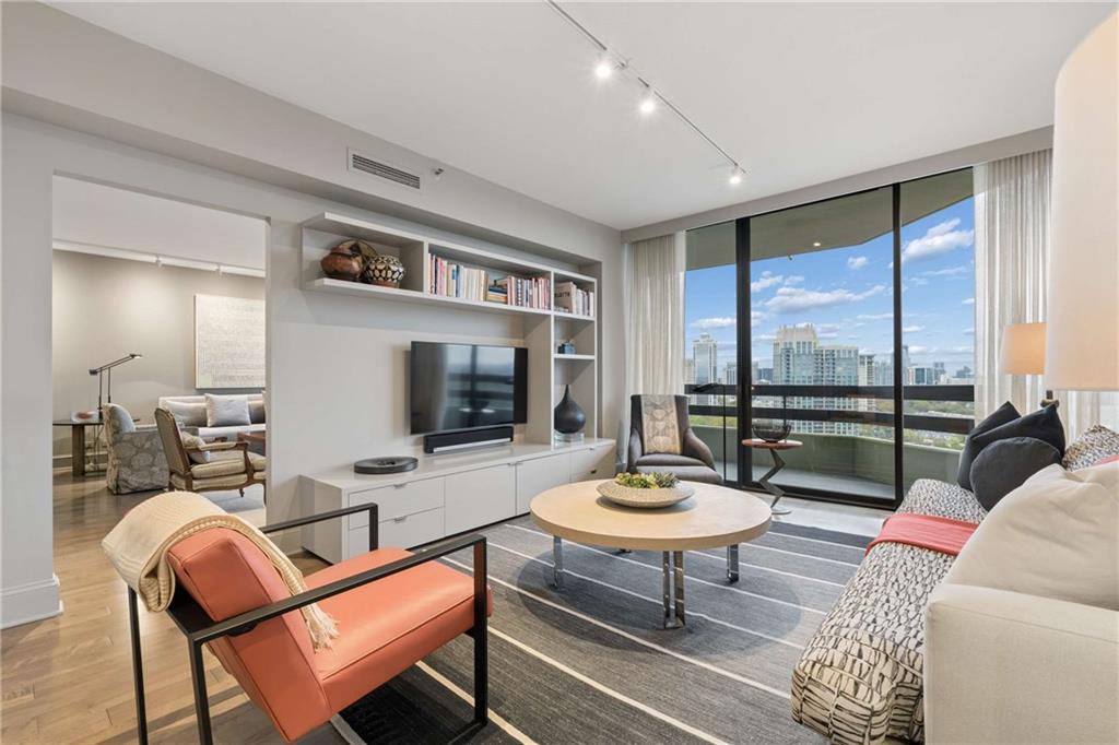 2660 Peachtree Road NW Unit 28F