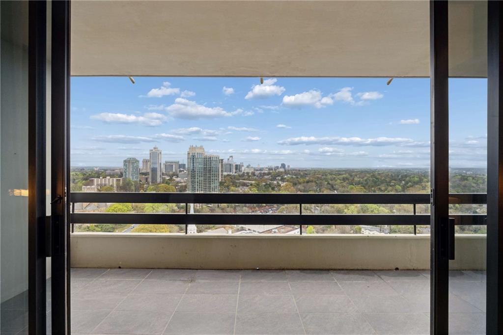 2660 Peachtree Road NW Unit 28F