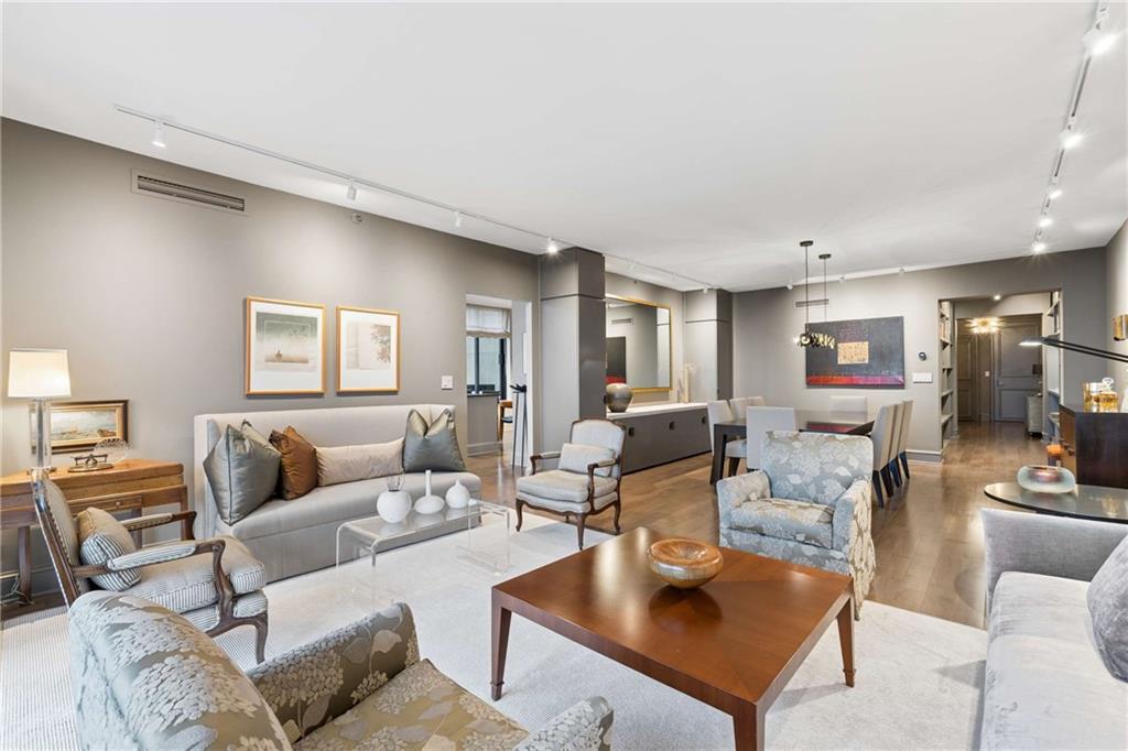 2660 Peachtree Road NW Unit 28F