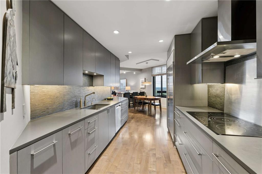 2660 Peachtree Road NW Unit 28F