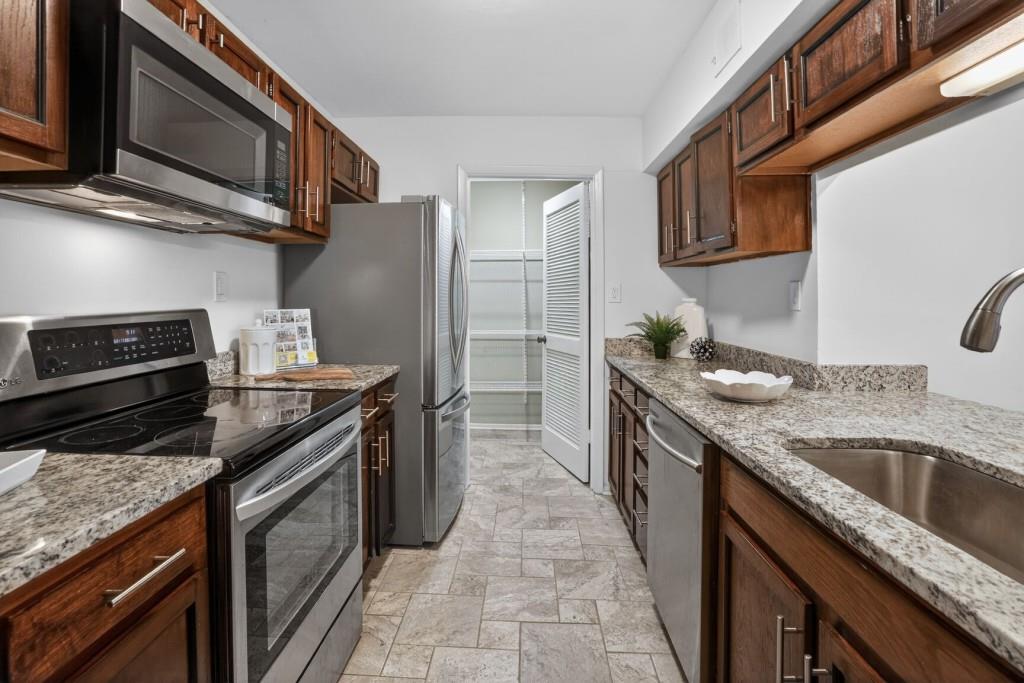 217 Tuxworth Circle