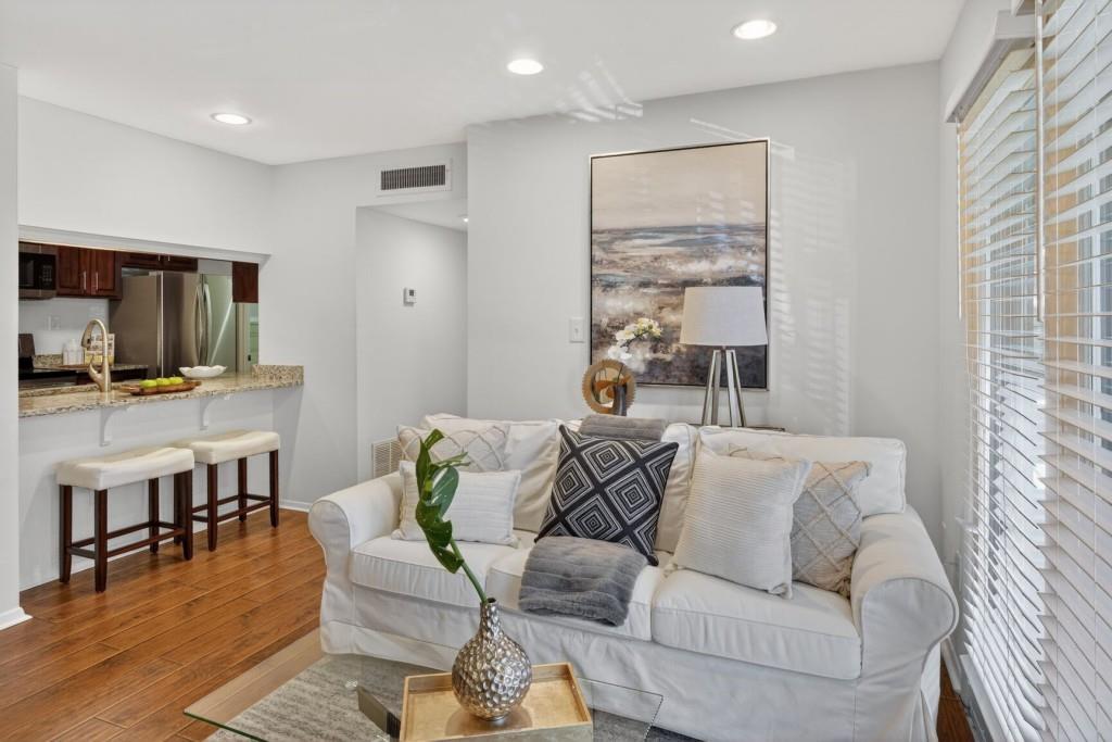 217 Tuxworth Circle