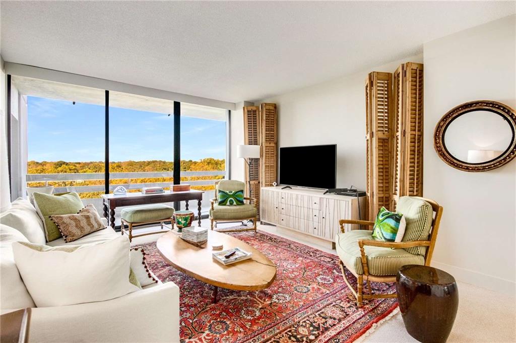 2660 Peachtree Road NW Unit 14B