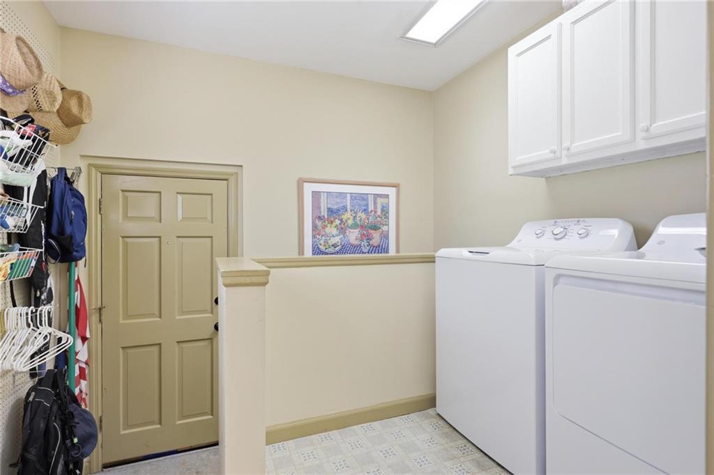 2059 Brookview Drive NW