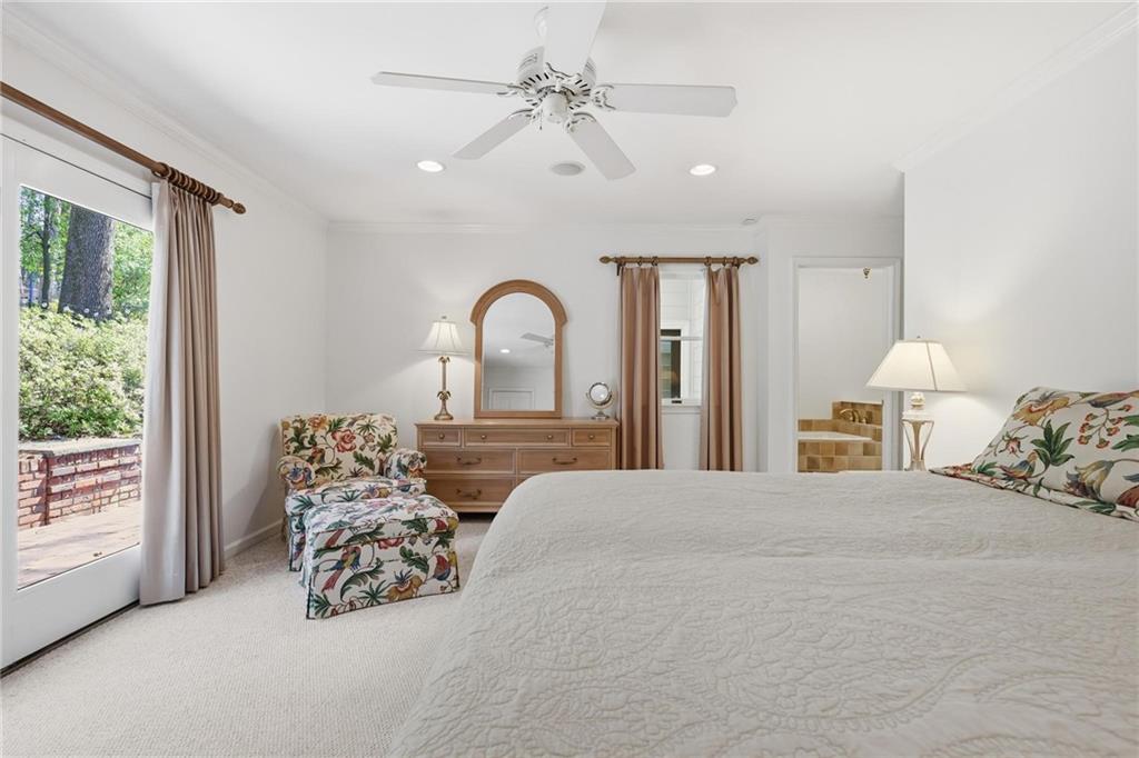 2059 Brookview Drive NW