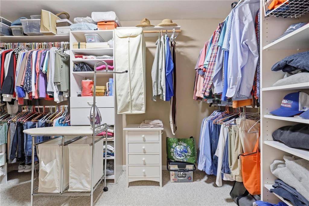 2059 Brookview Drive NW