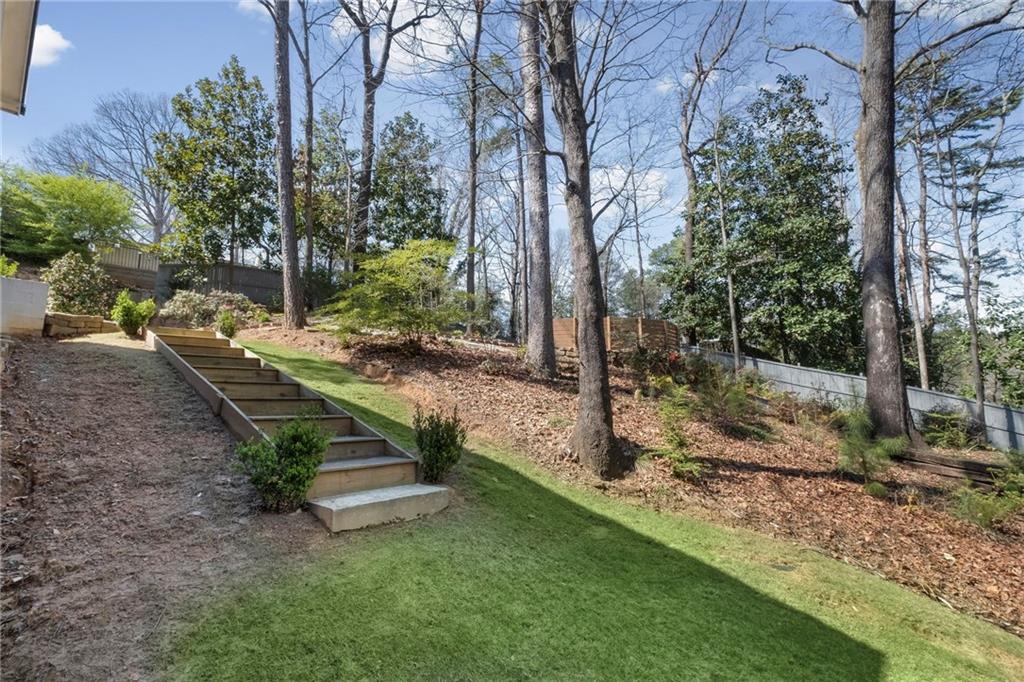 825 Overhill Court