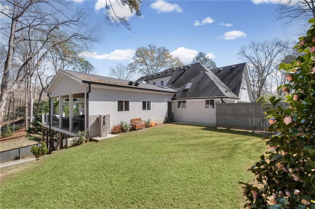 825 Overhill Court