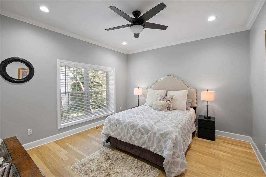 825 Overhill Court