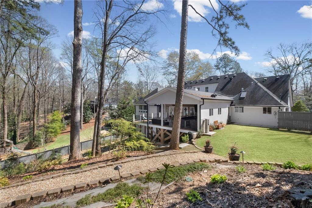 825 Overhill Court