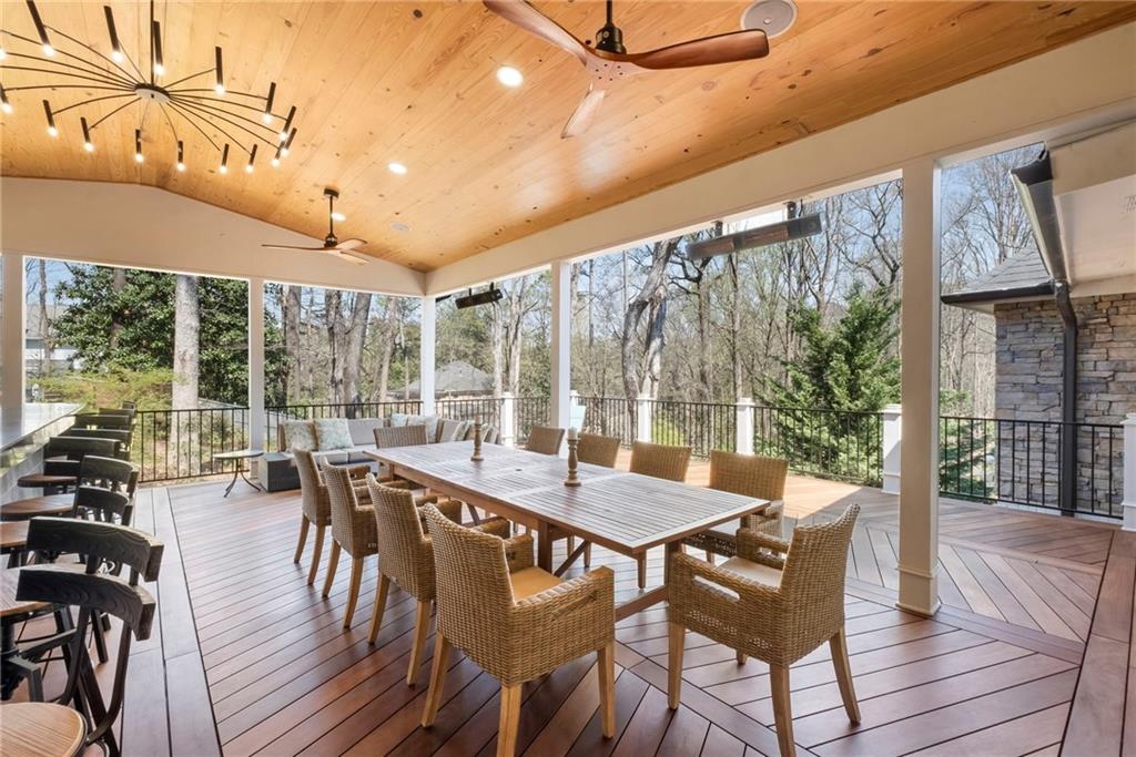 825 Overhill Court