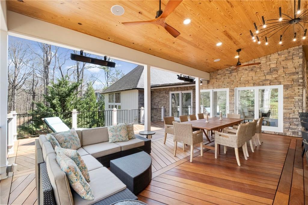 825 Overhill Court