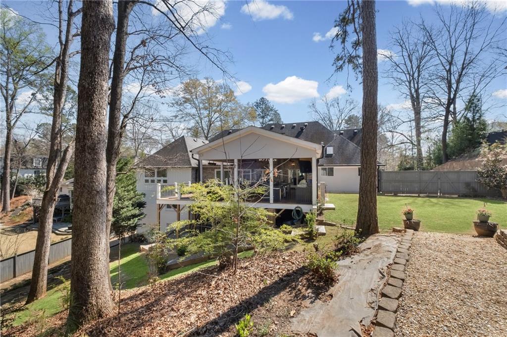 825 Overhill Court