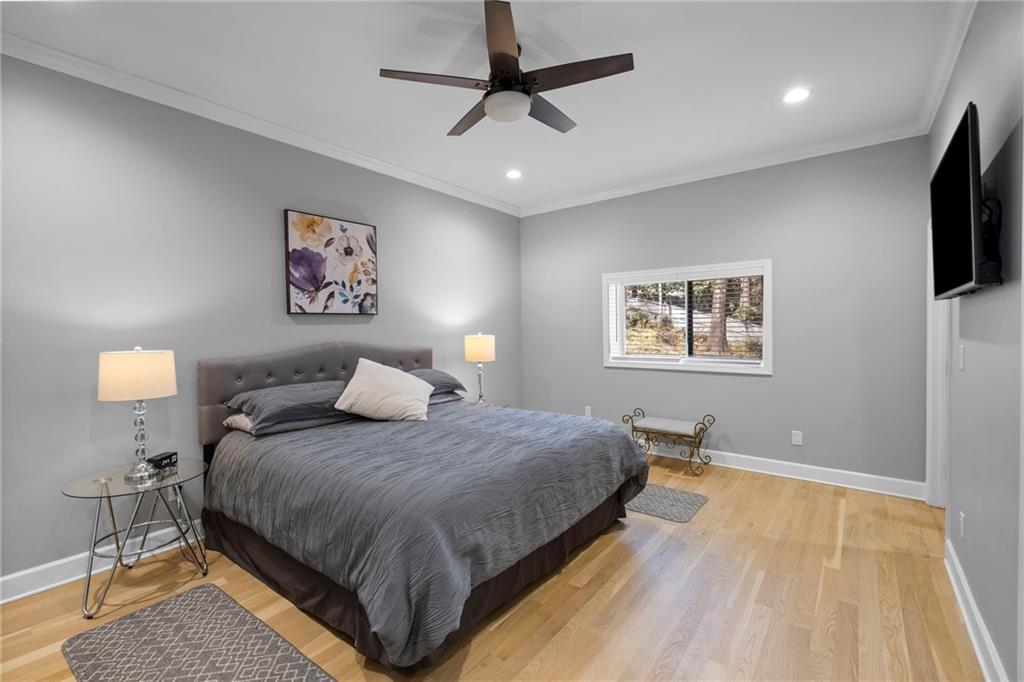 825 Overhill Court